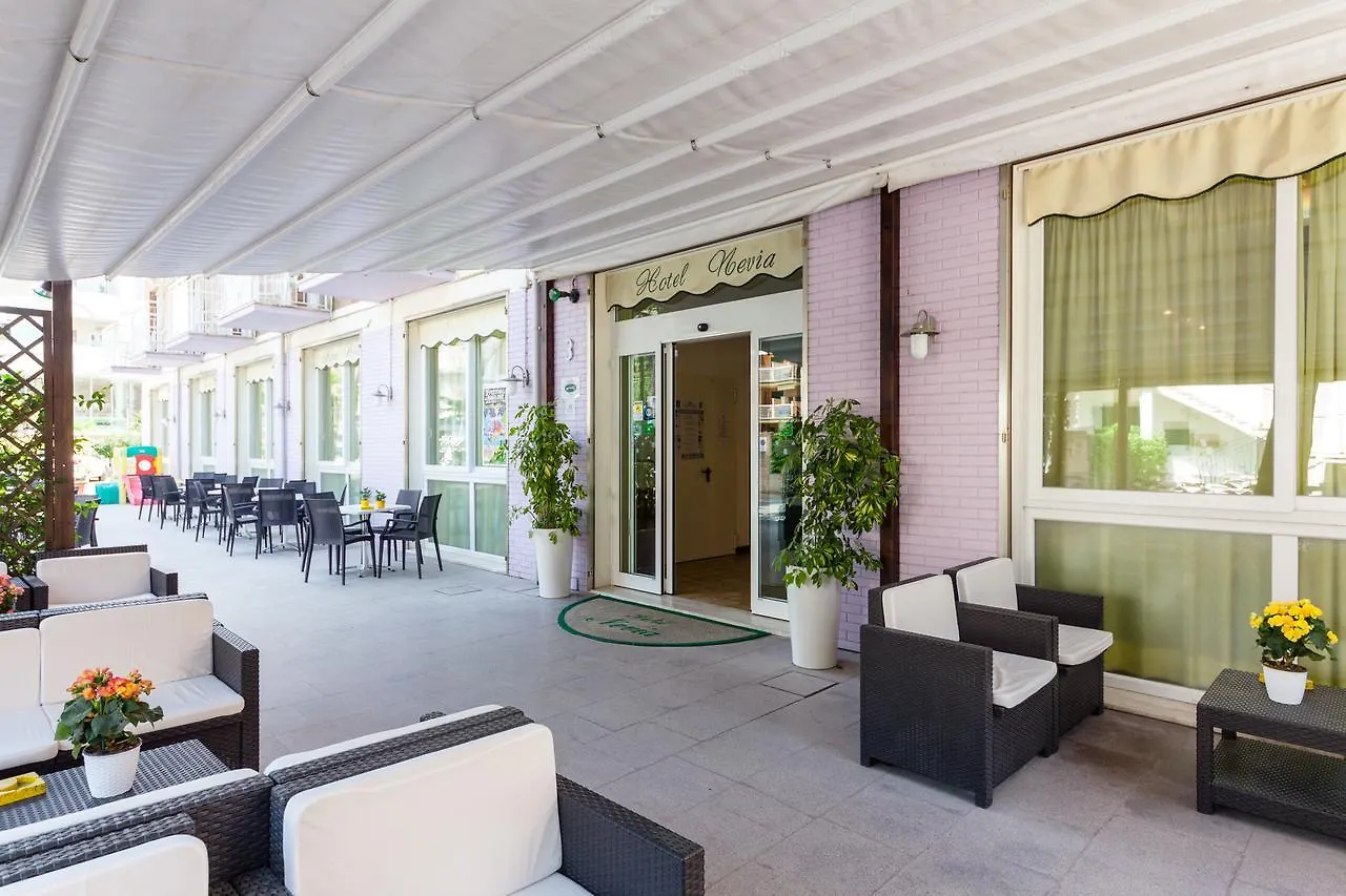 Hotel Nevia Cervia 2*,