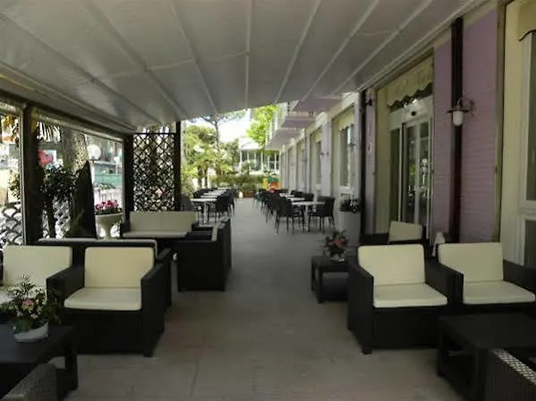 Hotel Nevia Cervia